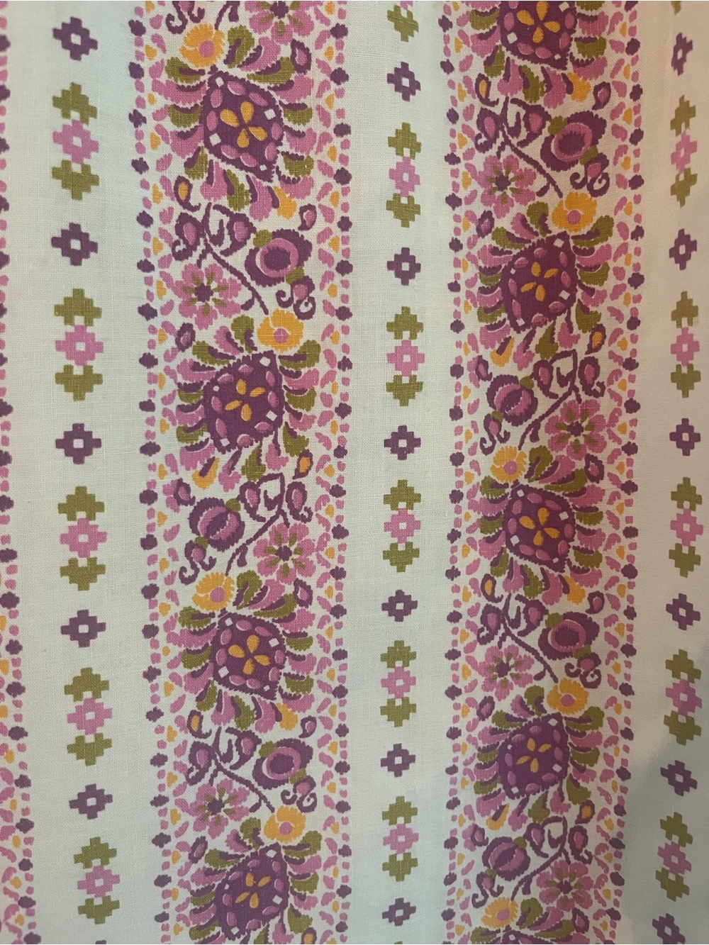 1960s Vintage Sears Cream House Dress with Lavender and Olive Floral Accents - Picture 9 of 10